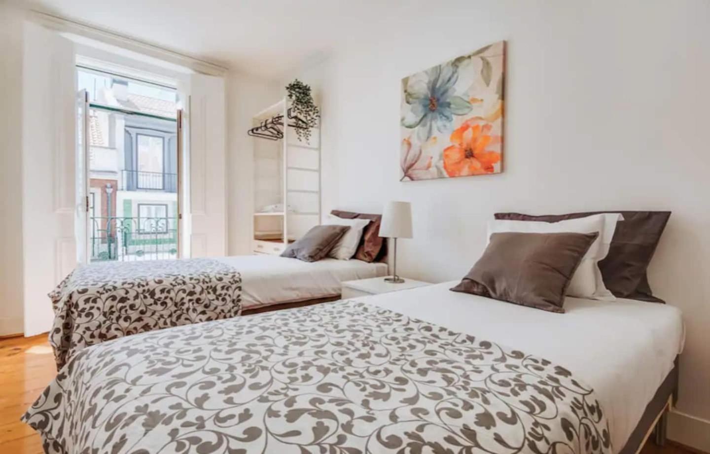 3 Bedroom Apartment In Baixa With River View Lisboa المظهر الخارجي الصورة